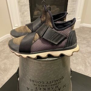 Sorel Womens Black Kinetic Slip On Sneaker Shoes